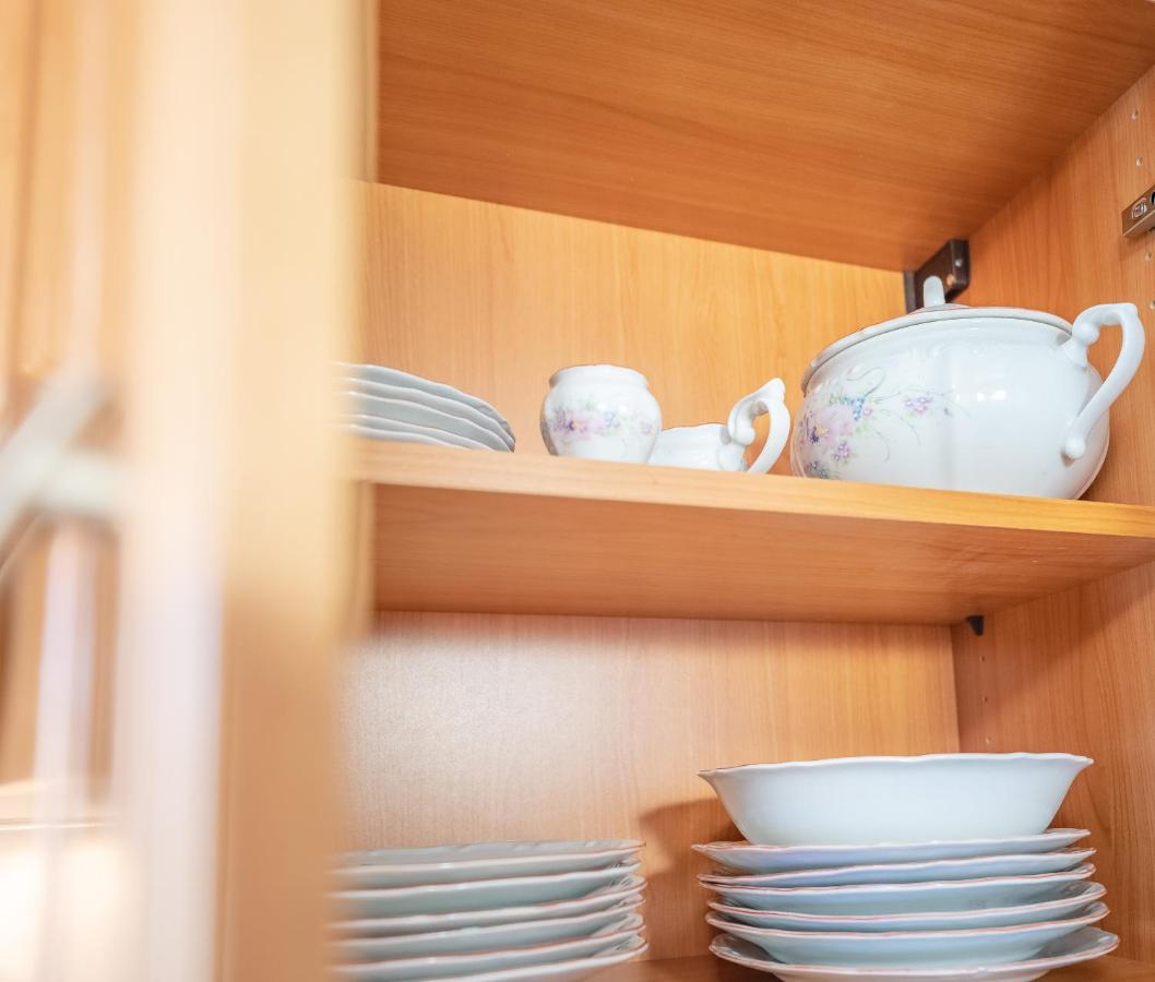Fortun Estate - Apartmaji Ob Reki Kolpi Metlika Exteriör bild
